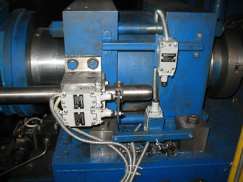 elbows beveling machine during assembly