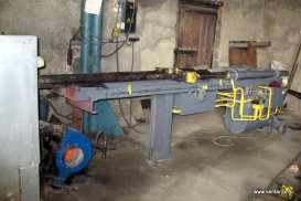 Hot forming machine for elbow