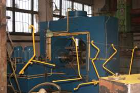 Hydroforming machine