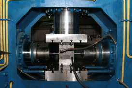 Tee hydroforming machine (to produce tees)